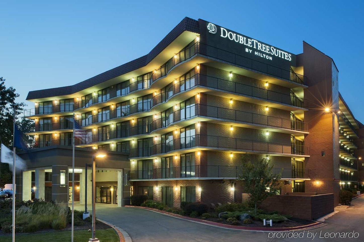 Aksarben Suites Trademark Collection By Wyndham Omaha Eksteriør bilde