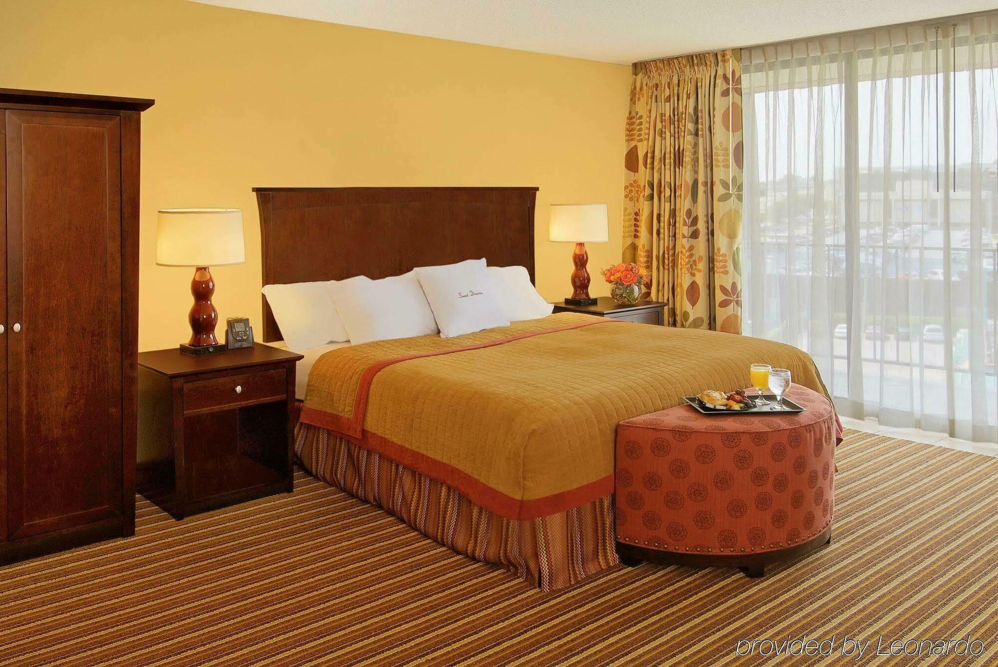 Aksarben Suites Trademark Collection By Wyndham Omaha Eksteriør bilde