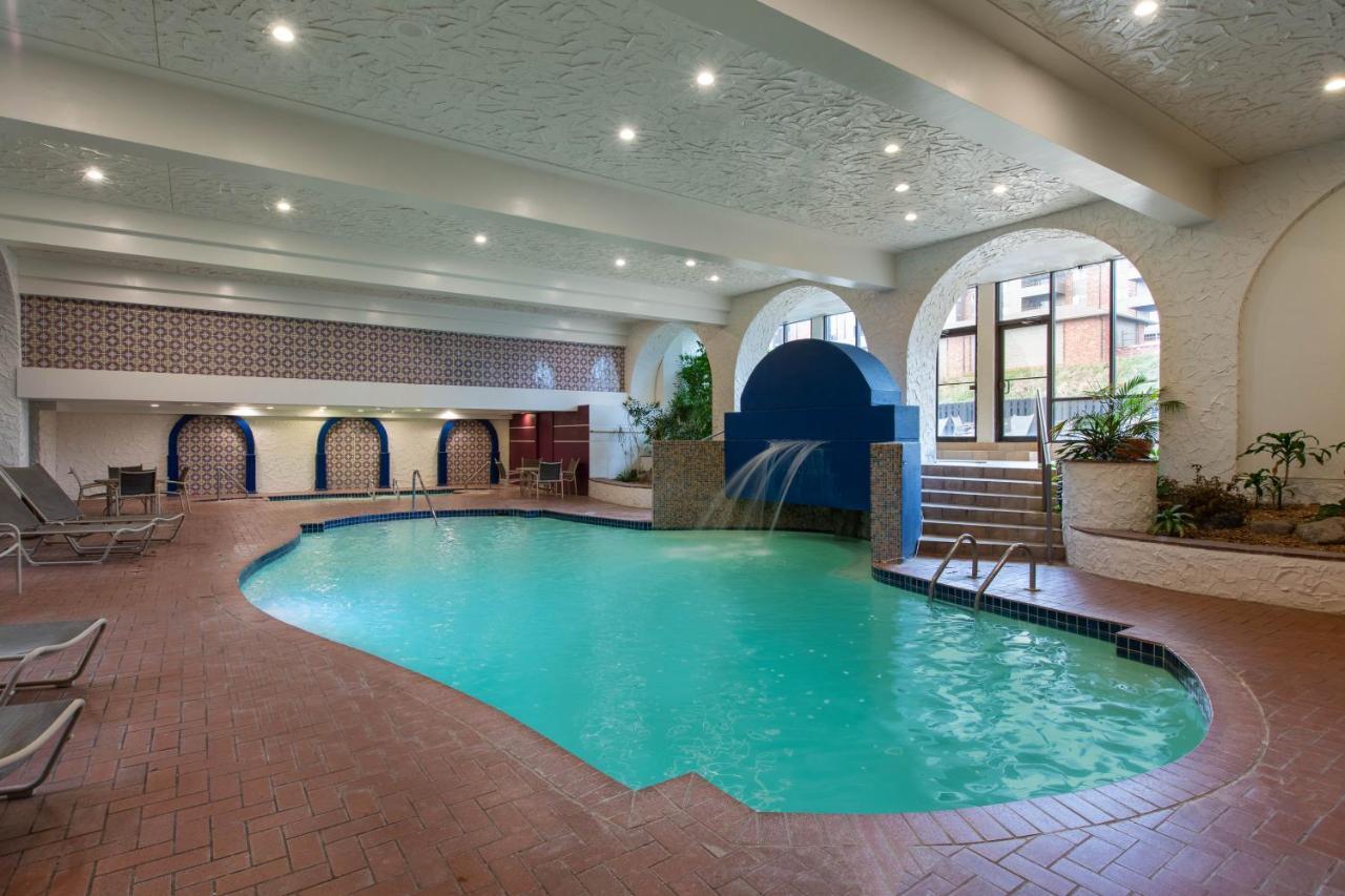 Aksarben Suites Trademark Collection By Wyndham Omaha Eksteriør bilde